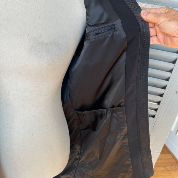 Lululemon Carry-All Coat Black Sz 4 NWOT - Picture 16 of 16